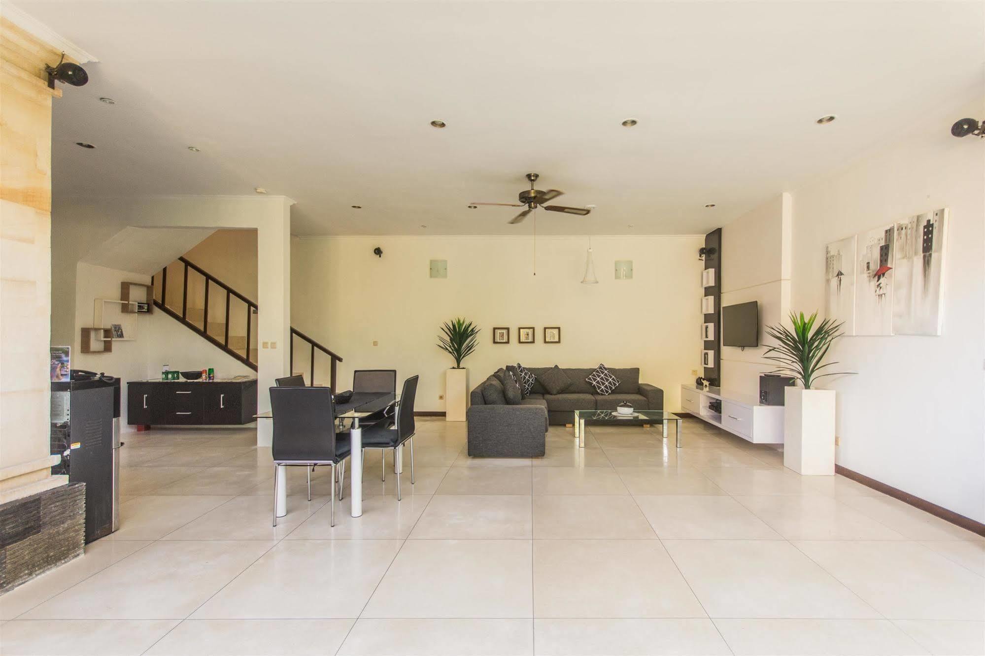 Villa Krisna Seminyak Extérieur photo